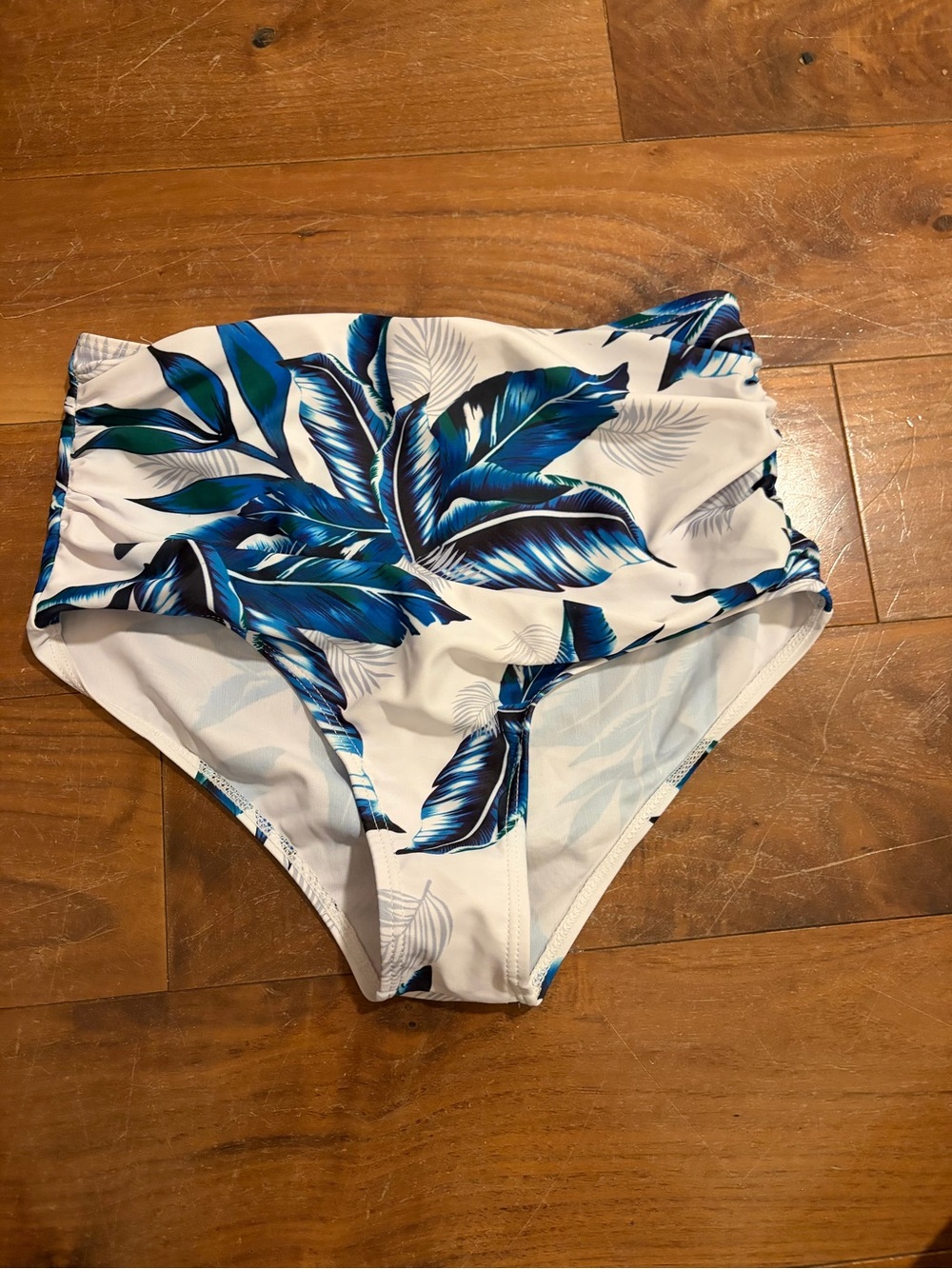 SHEIN White & Blue Tropical High-Waist Swim Bottoms